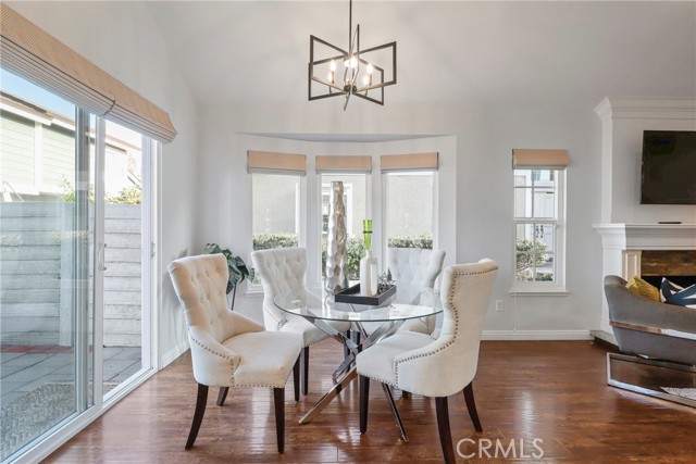 Detail Gallery Image 5 of 28 For 58 Rockwood, Irvine,  CA 92614 - 4 Beds | 3 Baths