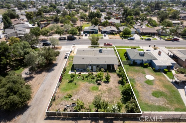 361 N B Street, Tulare CA: https://media.crmls.org/medias/db9f8bae-300b-4e91-ab36-849e3bf14d32.jpg