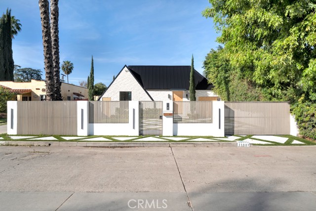 Detail Gallery Image 36 of 63 For 11107 Kling St, North Hollywood,  CA 91602 - 4 Beds | 4 Baths