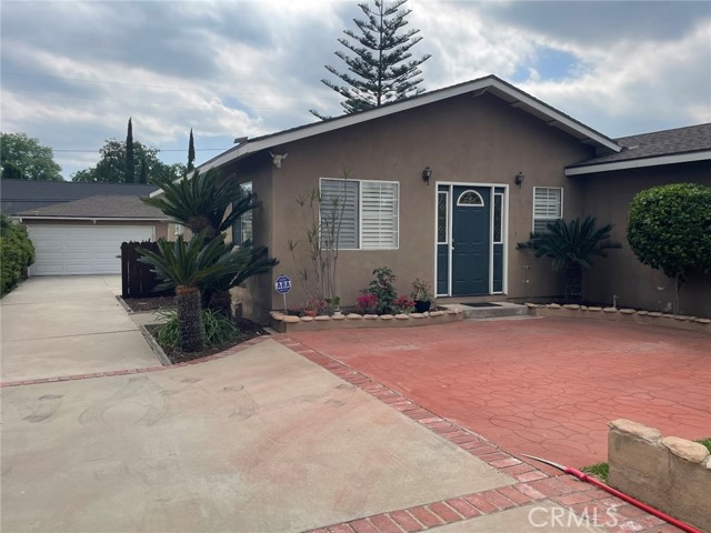 408 E Elm Street, Brea CA: https://media.crmls.org/medias/db9ff5f7-fc33-4552-bfad-aebdc572202f.jpg