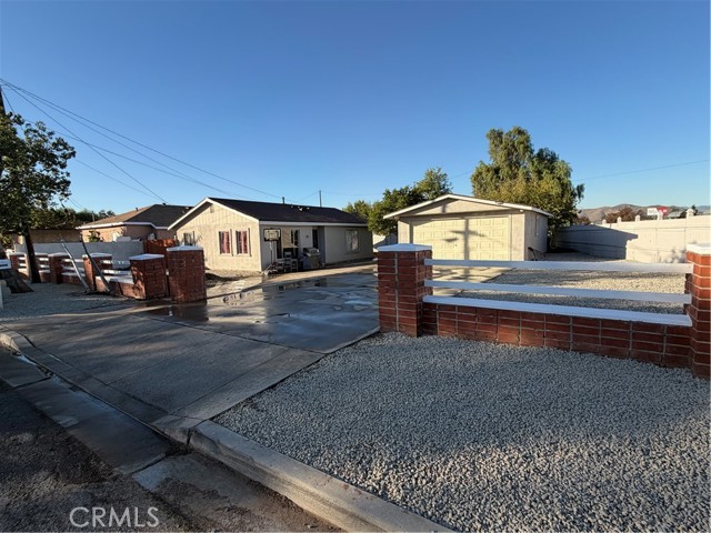 Detail Gallery Image 2 of 6 For 8865 Main, Jurupa Valley,  CA 92509 - – Beds | – Baths