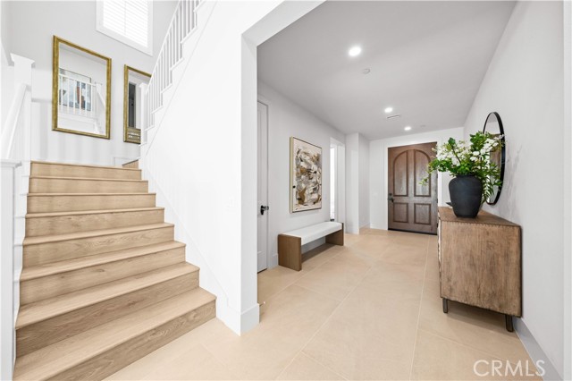 Detail Gallery Image 6 of 46 For 112 Oakstone, Irvine,  CA 92618 - 4 Beds | 3 Baths