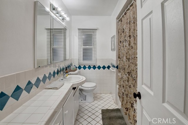 4221 Hazel Kirk Drive, Los Angeles CA: https://media.crmls.org/medias/dba1568c-bf2f-4889-899d-2c4135a54d82.jpg