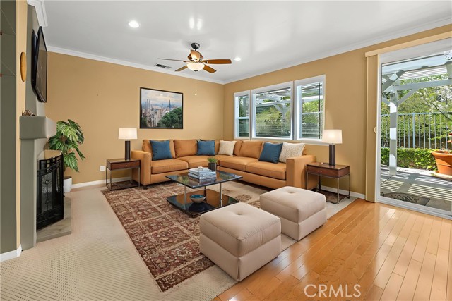 21729 Rose Canyon Lane, Saugus CA: https://media.crmls.org/medias/dba2ab00-0a78-4f0a-86c3-1d8adef622d3.jpg