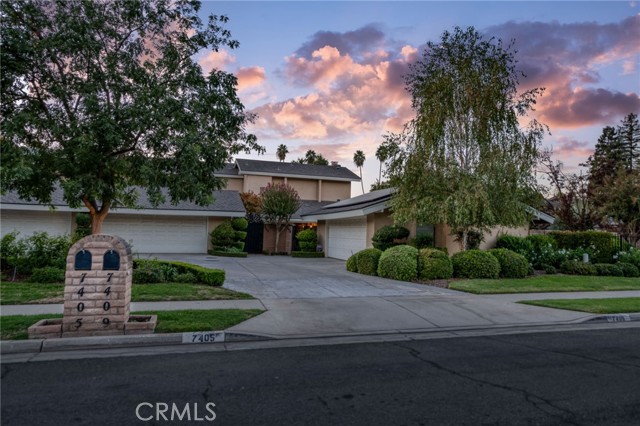 Detail Gallery Image 1 of 41 For 7409 N Laguna Vista Ave, Fresno,  CA 93711 - 2 Beds | 2 Baths