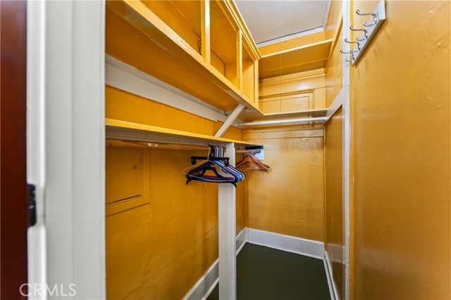 Detail Gallery Image 8 of 15 For 1069 Laguna Ave, Echo Park,  CA 90026 - 1 Beds | 1 Baths