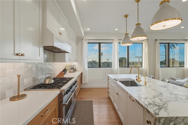 Detail Gallery Image 18 of 41 For 626 Longfellow, Hermosa Beach,  CA 90254 - 4 Beds | 5 Baths