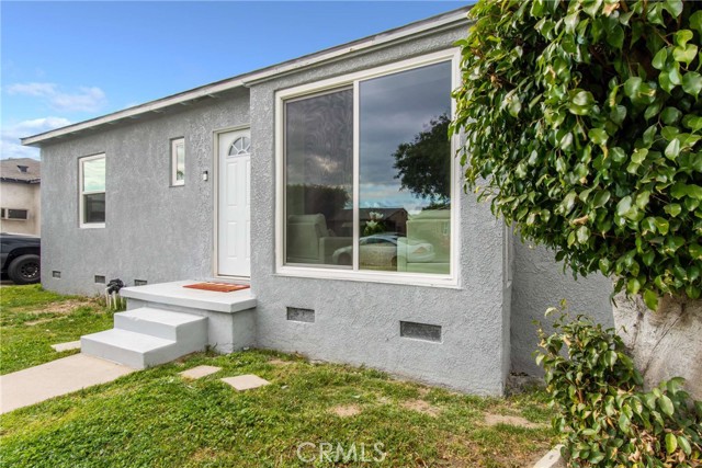 Image 3 for 2881 Baltic Ave, Long Beach, CA 90810