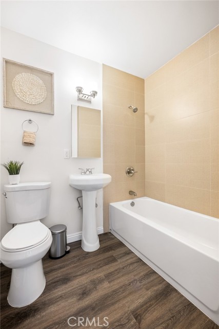 Image 8 of 37 For 1837 Colorado Blvd