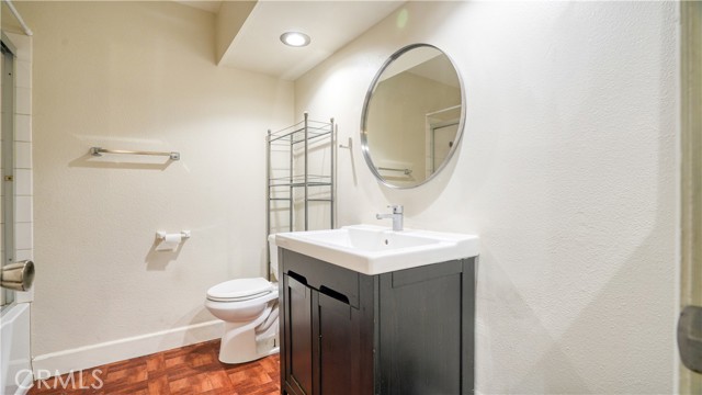 Detail Gallery Image 18 of 25 For 1101 W Macarthur, Santa Ana,  CA 92707 - 2 Beds | 2 Baths