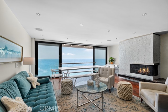 102 Blue Lagoon, Laguna Beach CA: https://media.crmls.org/medias/dba62eda-f197-4f2b-81ba-6fe97e4c1f3a.jpg