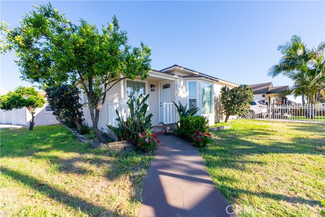 Detail Gallery Image 2 of 26 For 10106 Capistrano Ave, South Gate,  CA 90280 - – Beds | – Baths