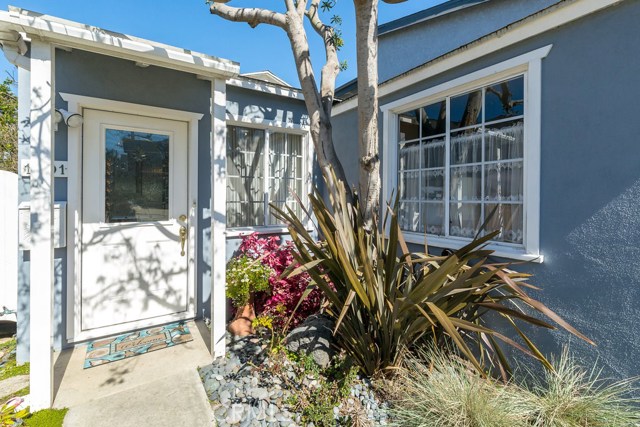 1201 20th Place, Hermosa Beach, California 90254, 2 Bedrooms Bedrooms, ,1 BathroomBathrooms,Residential,Sold,20th,SB17049022