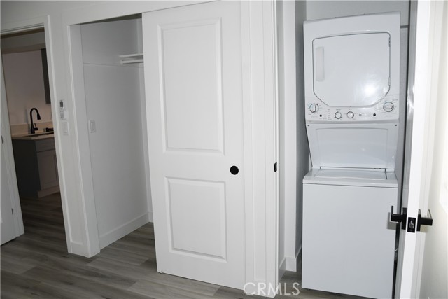 Detail Gallery Image 17 of 38 For 994 Valencia #108,  Costa Mesa,  CA 92626 - 1 Beds | 1 Baths