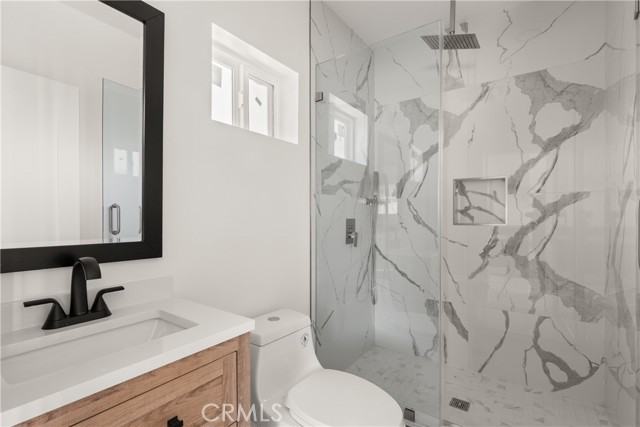 Detail Gallery Image 22 of 33 For 7943 Ledge Ave, Sun Valley,  CA 91352 - 3 Beds | 3 Baths