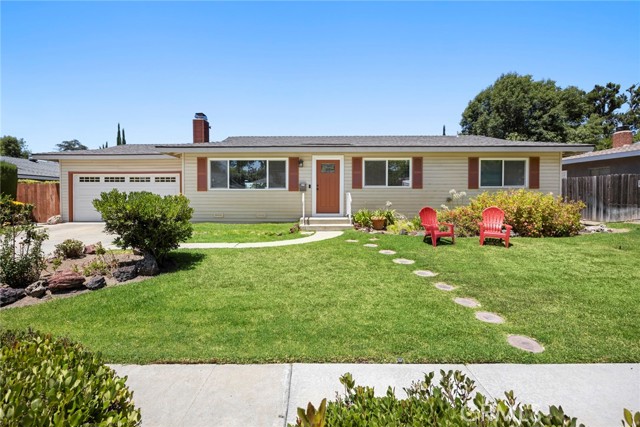 2825 Woodbine Avenue, Fullerton CA: https://media.crmls.org/medias/dba7d58a-6f8a-491f-bd9e-5eb97b55475e.jpg