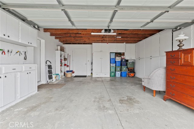 2150 Via Visalia, Santa Maria CA: https://media.crmls.org/medias/dba8419b-3714-4cb6-8820-2a8bfa15348d.jpg