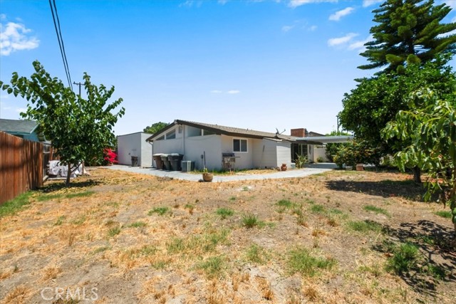 307 S Florette Street, Anaheim CA: https://media.crmls.org/medias/dba8799a-1c0a-4342-bc38-3543a4b19dc7.jpg