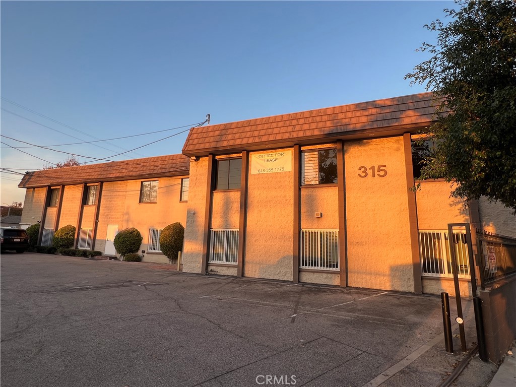 315 W Verdugo Avenue 208, Burbank, CA 91502