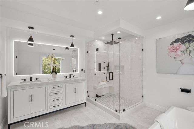 Detail Gallery Image 44 of 65 For 4347 Clybourn Ave, Toluca Lake,  CA 91602 - 5 Beds | 4/1 Baths