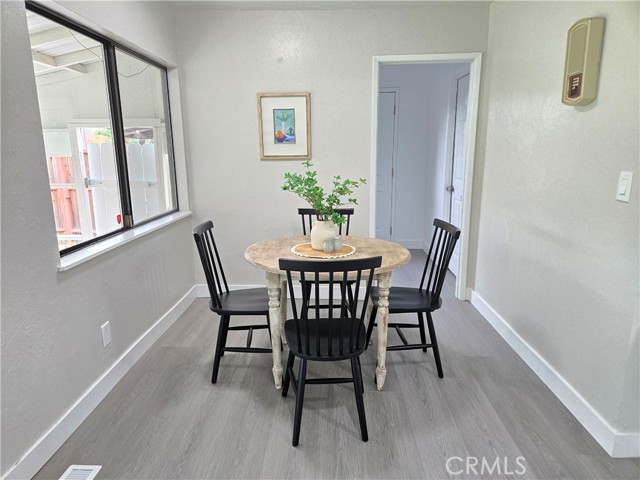 Detail Gallery Image 8 of 31 For 64 E Tehama, Orland,  CA 95963 - 3 Beds | 1 Baths