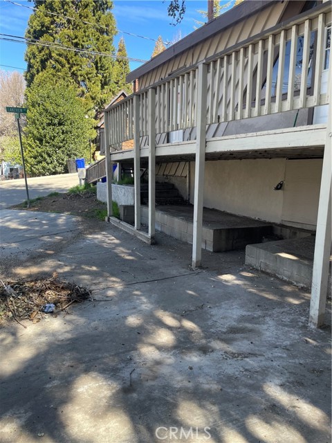 Detail Gallery Image 3 of 37 For 29392 Lake View, Cedar Glen,  CA 92321 - 3 Beds | 2 Baths