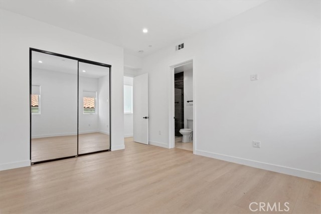 Detail Gallery Image 29 of 42 For 1807 Beloit Ave #1,  Los Angeles,  CA 90025 - 4 Beds | 4/1 Baths