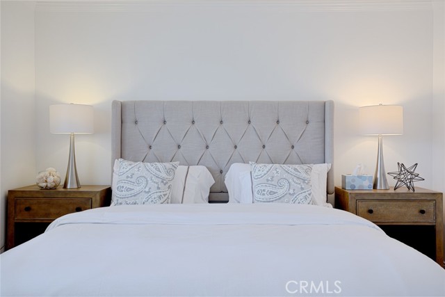 Detail Gallery Image 13 of 43 For 16842 Harkness, Huntington Beach,  CA 92649 - 4 Beds | 2/1 Baths