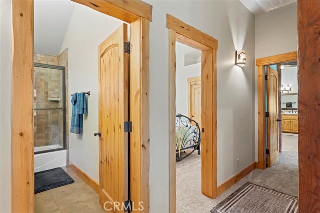 Detail Gallery Image 27 of 38 For 1034 Teakwood, Lake Arrowhead,  CA 92352 - 4 Beds | 3 Baths