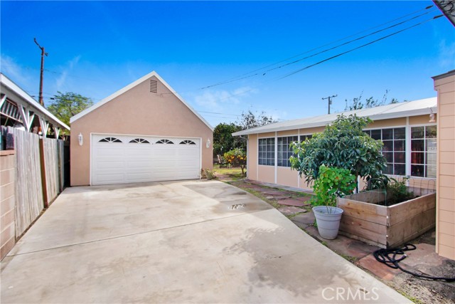 2130 Oregon Avenue, Long Beach, California 90806, 3 Bedrooms Bedrooms, ,3 BathroomsBathrooms,Single Family Residence,For Sale,Oregon,PW25011591