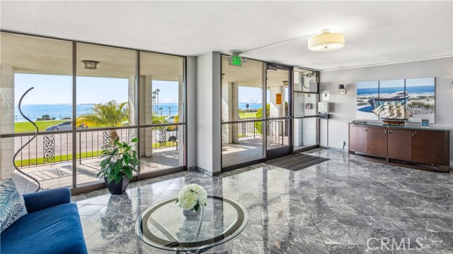 2601 E Ocean Boulevard, Long Beach CA: https://media.crmls.org/medias/dbacee90-bf5d-45ea-a9c1-6586326219c8.jpg