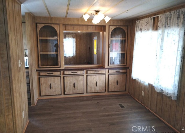 Detail Gallery Image 4 of 17 For 4841 Holly Ave #114,  Long Beach,  CA 90805 - 2 Beds | 2 Baths