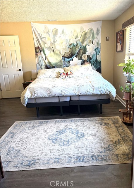 Detail Gallery Image 16 of 25 For 984 Pinon Rd, Pinon Hills,  CA 92372 - 3 Beds | 2/1 Baths