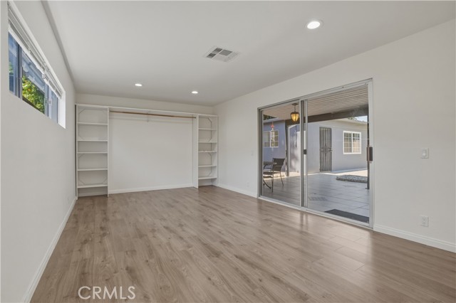 Detail Gallery Image 16 of 37 For 6527 Buffalo, Van Nuys,  CA 91401 - 3 Beds | 2 Baths