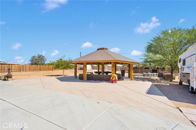 21350 Ramona Avenue, Apple Valley CA: https://media.crmls.org/medias/dbaeb8fa-01af-4222-a034-5f270ededd0c.jpg