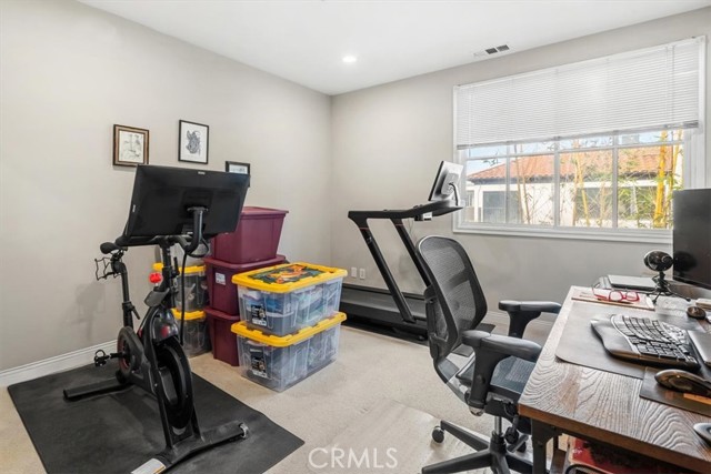 Detail Gallery Image 13 of 18 For 723 S Broadway, Redondo Beach,  CA 90277 - 4 Beds | 3/1 Baths