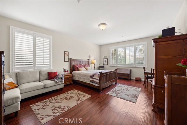 Detail Gallery Image 11 of 21 For 16209 Seminole Way, Fontana,  CA 92336 - 5 Beds | 3/1 Baths