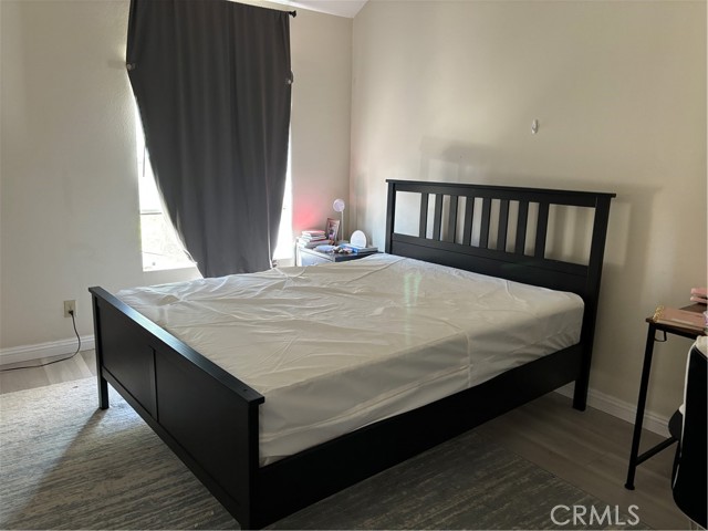 27 Dartmouth, Irvine CA: https://media.crmls.org/medias/dbb1b6c0-e0e8-4812-a2e7-4dcb5c79d285.jpg