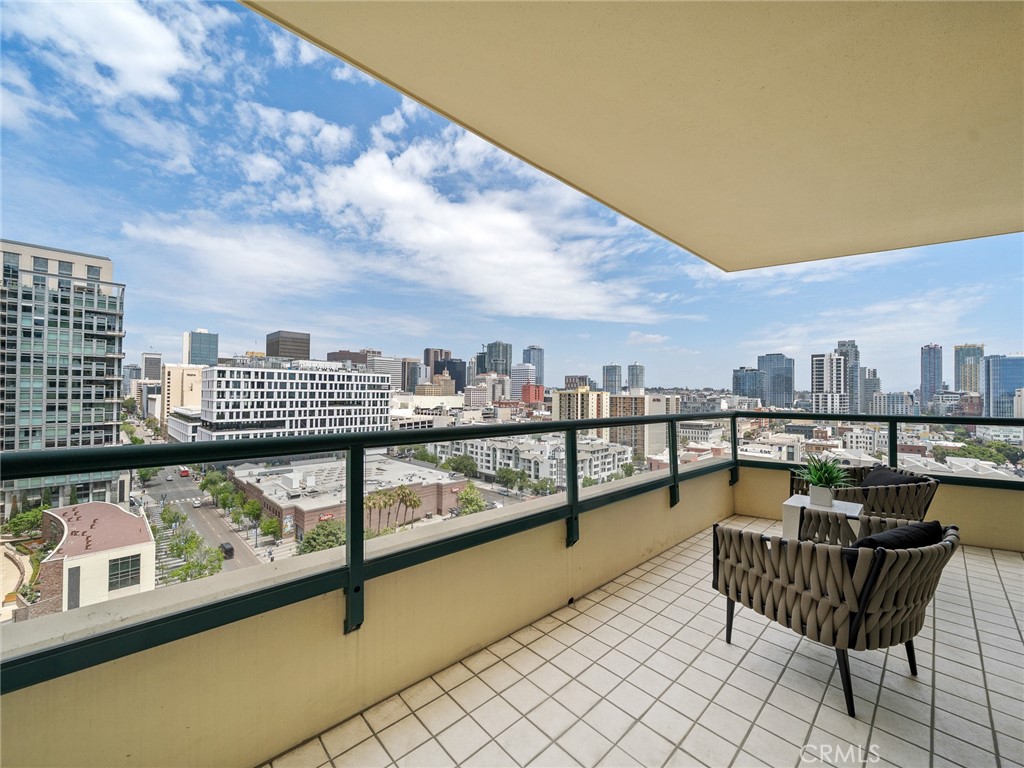 510 1st Ave - photo 6