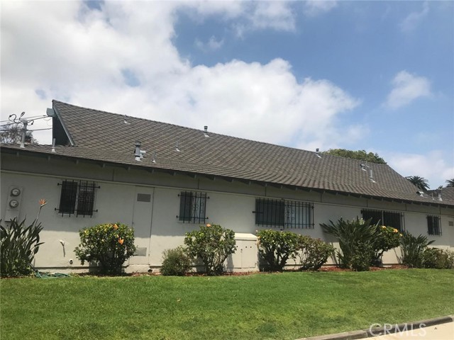 3668 Cedar Avenue, Long Beach CA: https://media.crmls.org/medias/dbb2ed12-27e2-4db6-81d6-38514dbea5cd.jpg