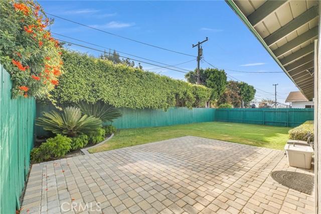 Detail Gallery Image 26 of 35 For 16572 Patricia Ln, Huntington Beach,  CA 92647 - 4 Beds | 2 Baths