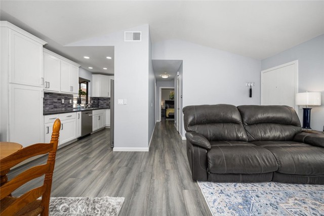 Image 9 of 40 For 7774 Ramsdale Way