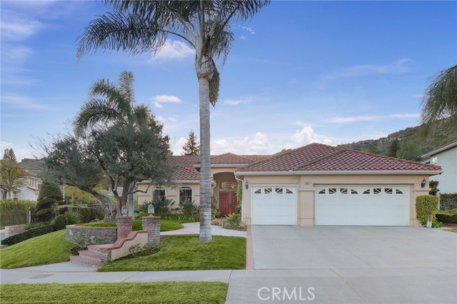 24632 Stagg Street, West Hills CA: https://media.crmls.org/medias/dbb47dd4-a2f9-481c-82eb-43881565c275.jpg