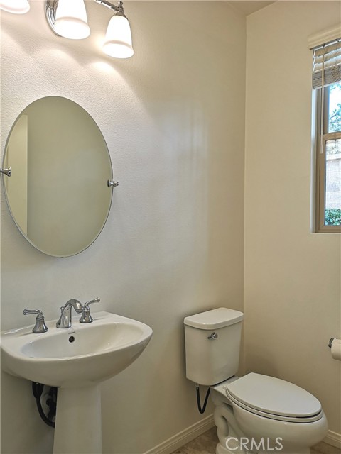 27 Larkfield, Irvine CA: https://media.crmls.org/medias/dbb4a48a-bc08-47eb-90af-28139362c740.jpg