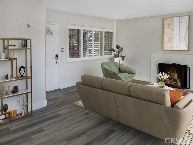 Detail Gallery Image 2 of 22 For 940 E 5th St, Ontario,  CA 91764 - 3 Beds | 2 Baths