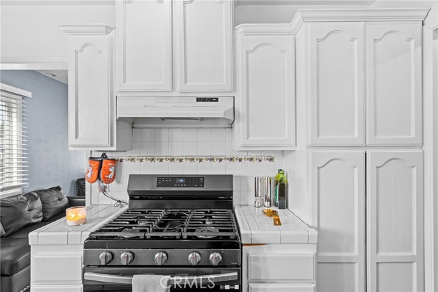 Detail Gallery Image 8 of 26 For 12822 Hensel, Baldwin Park,  CA 91706 - 4 Beds | 2 Baths