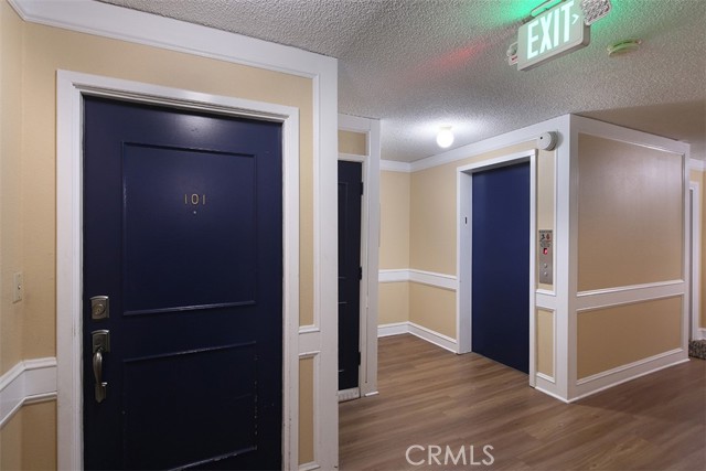 382 E California Boulevard, Pasadena CA: https://media.crmls.org/medias/dbb5ca41-fcc8-4e01-a062-481678b31fac.jpg