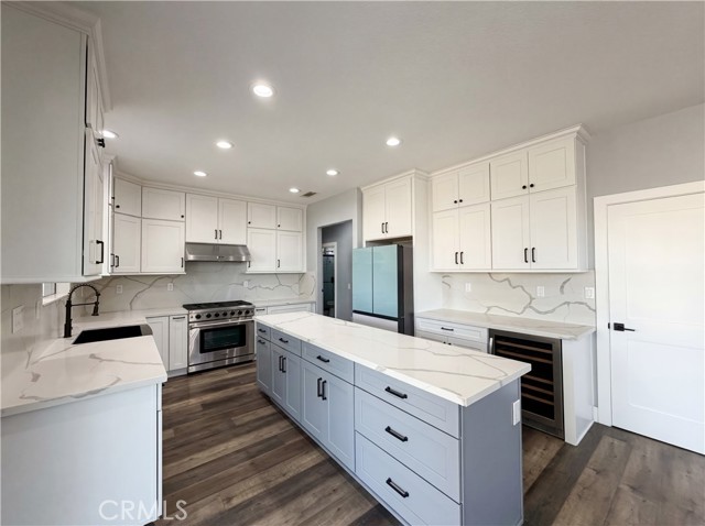 Detail Gallery Image 2 of 21 For 29552 Copper Ridge, Menifee,  CA 92584 - 5 Beds | 3 Baths