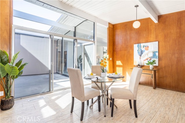 Detail Gallery Image 14 of 44 For 12719 Jimeno Ave, Granada Hills,  CA 91344 - 4 Beds | 2 Baths