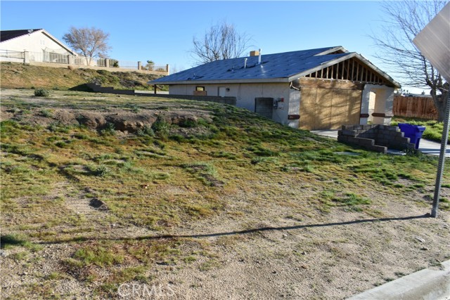 Detail Gallery Image 16 of 23 For 14874 Autumn Ln, Helendale,  CA 92342 - – Beds | – Baths